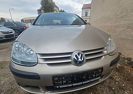 VW Golf Volkswagen 1.6 FSI