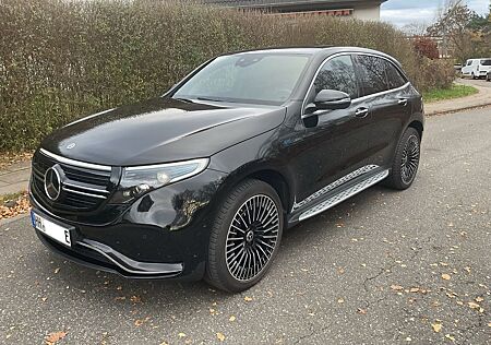 Mercedes-Benz EQC 400 4MATIC AMG, HUD, AHK, SHD, Memoriesitze