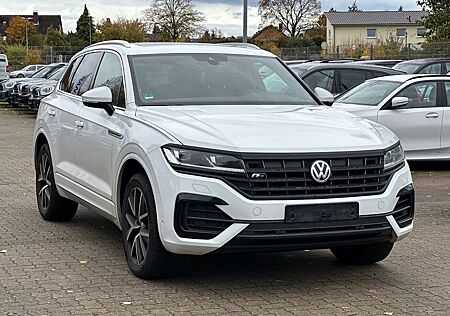 VW Touareg Volkswagen TouaregElegance4Mot/Pano/LEDer/R-Line