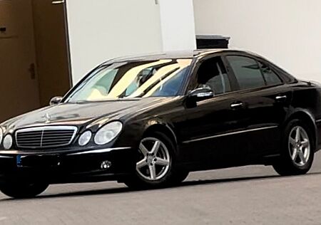 Mercedes-Benz 240
