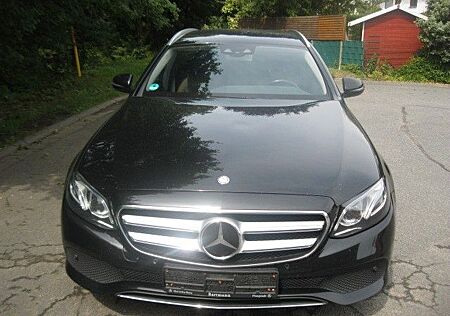 Mercedes-Benz E 220 E -Klasse T-Modell d