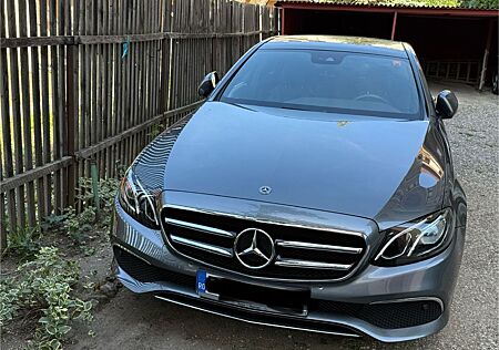 Mercedes-Benz E 220 d 4MATIC Autom. -