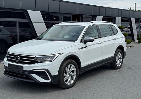 VW Tiguan Allspace Volkswagen 2.0TDI DSG/NAVI/PANO/VIRTUAL/AHK
