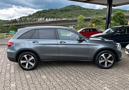 Mercedes-Benz GLC 250 GLC Klasse d 4Matic Navi AHK schwenkbar