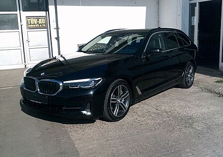 BMW 530 530dxDrive Driving Prof Leder Sportsitze LED 1Hd