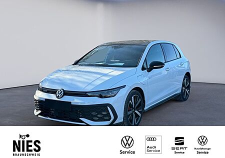 VW Golf Volkswagen VIII 1.5 TSI eHybrid GTE DSG RearView
