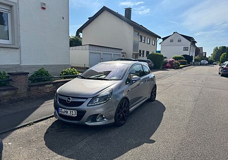 Opel Corsa 1.6 Turbo OPC TÜV NEU