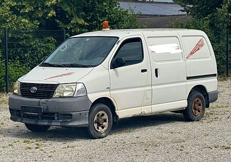 Toyota Hiace *4WD*ALLRAD*LKW-ZULASSUNG*GERMAN-CAR*3-SEAT