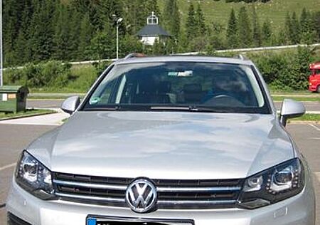 VW Touareg Volkswagen 3.0 V6 TDI Tiptronic BlueMotion Tech...
