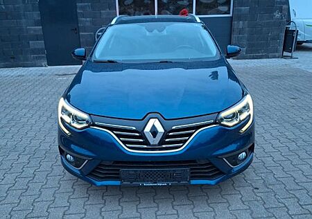 Renault Megane BLUE dCi 115 EDC Bose Edition
