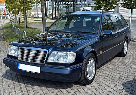 Mercedes-Benz E 200 E200 T W124 OLDTIMER H-Kenzeich/LEDER/KLIMA