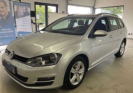 VW Golf Volkswagen 7 Kombi Automatik/ PDC/ Inspektion neu/ Anh