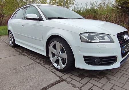 Audi S3 2.0 TFSI S tronic Sportback/76799km/TopZust.