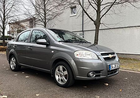 Chevrolet Aveo 1.4 LT Stufenheck Klimaanlage