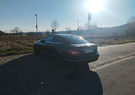 Mercedes-Benz C 180 Coupé -