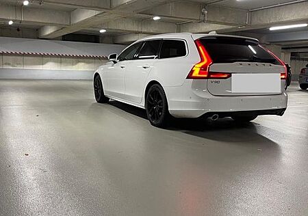 Volvo V90 D4 AWD Geartronic -