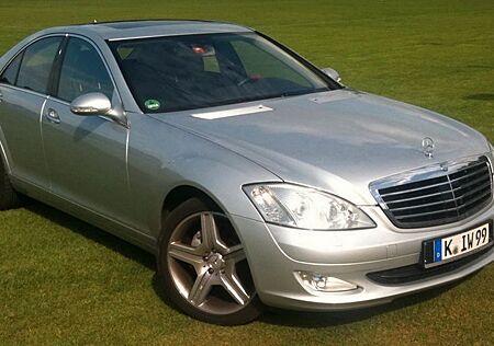 Mercedes-Benz S 320 CDI/1.Hd/210tkm/Navi/Kam./Led./PDC/S-Heft/
