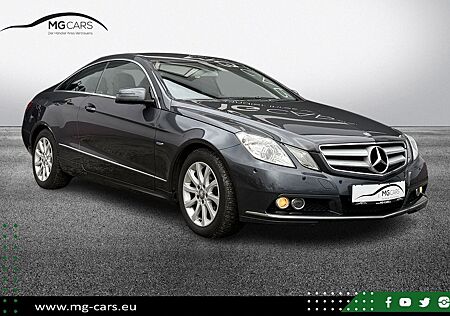 Mercedes-Benz E 250 ~Coupe~Vollleder~Navigation~PDC~SHZ~Top!