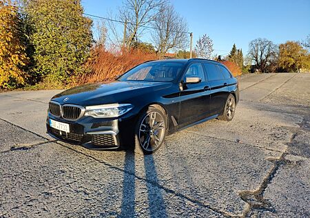 BMW M550d xDrive Touring A -