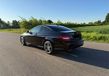Mercedes-Benz C 250 CDI Coupé Amg Paket Vollaustattung Top