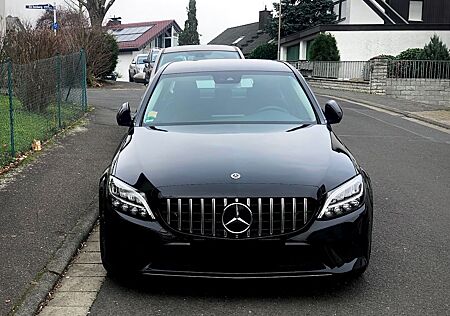 Mercedes-Benz C 220 C 220d (W205) Facelift - Avantgarde (Sportgrill)