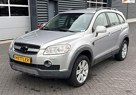 Chevrolet Captiva 3.2i Executive, 7 persoons, 4x4