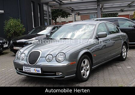 Jaguar S-Type 4.0 V8 Sport*LEDER*XENON*ESSD*TÜV 03/28*