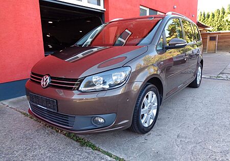 VW Touran Volkswagen 1.2 TSI Life NAVI PDC SHZ TEMPOMAT