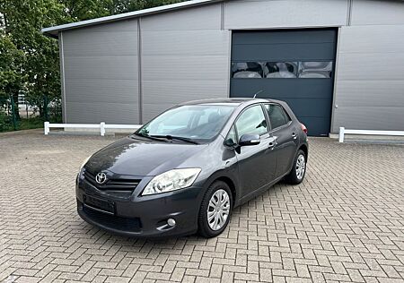 Toyota Auris 1,6-l-Valvematic Club Club