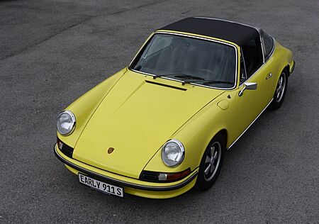 Porsche 911 Urmodell 911 2.4S Targa