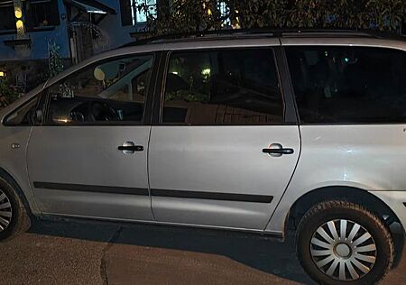 VW Sharan Volkswagen 1.8T Auto Family Family