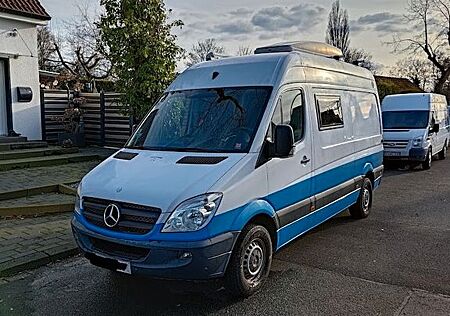 Mercedes-Benz Sprinter /Camper-Van / Wohnmobil / L2H2