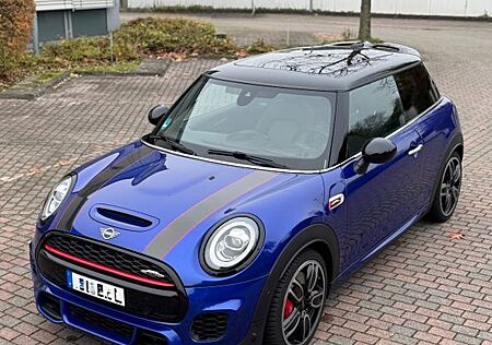 Mini John Cooper Works Coupé