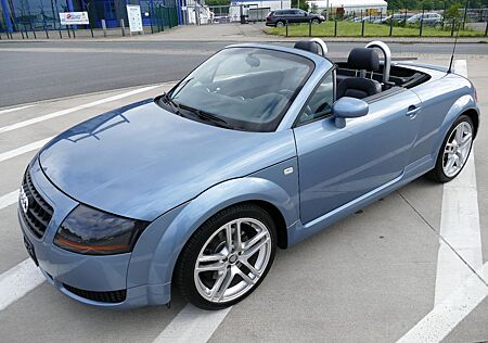 Audi TT Roadster 1.8T 132 kW tiptronic AUTOMATIK