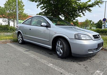 Opel Astra Coupé 2.2 16V - 1.Hand,Scheckheft,96tkm