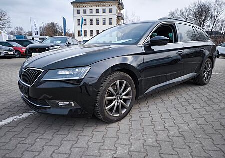 Skoda Superb Combi Ambition 4x4 TÜV 07/2025