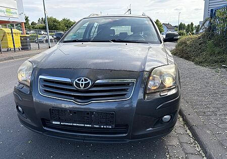 Toyota Avensis 1.8