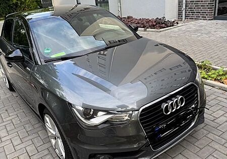 Audi A1 1.4 TFSI S tr. 136kW amplified Sportback ...