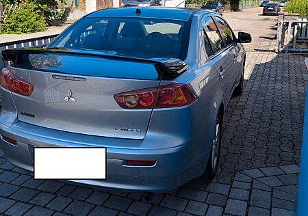 Mitsubishi Lancer 1.5 -TÜV NEU 159TKM