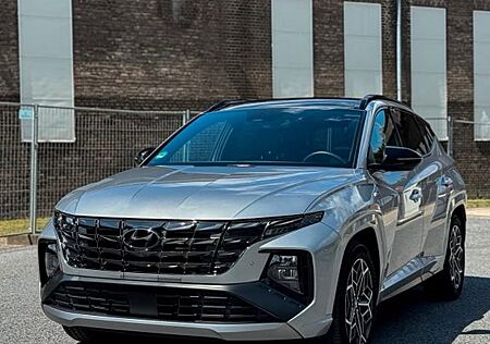 Hyundai Tucson 1.6 T-GDI Plug-in Hybrid 4WD Auto -