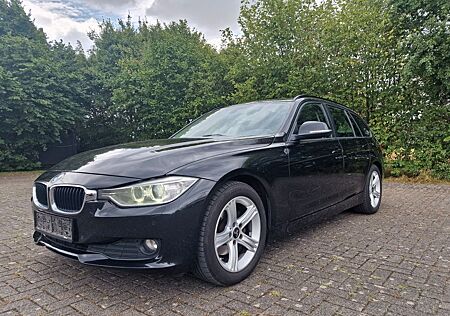 BMW 320d Touring SportLine, Leder, Autom, Navi, Pano