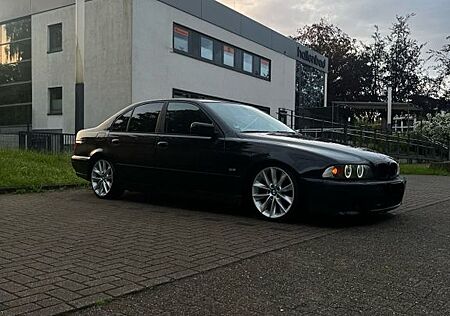 BMW 520 e39