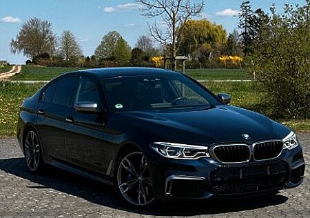 BMW M550i xDrive 530PS Dähler - Vollausstattung