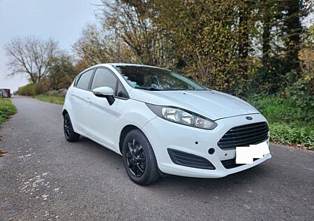 Ford Fiesta 1,5 TDCi Ambiente * TÜV 05/26*