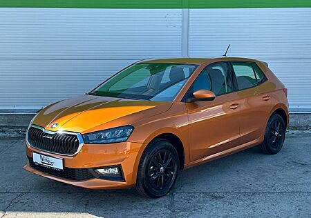 Skoda Fabia 95PS Ambition+ SmartLink PDC/H LM15" AHK