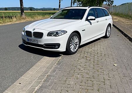 BMW 535d Touring A Luxury Line Luxury Line