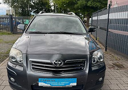Toyota Avensis Kombi 2.2 D-CAT Executive