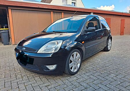 Ford Fiesta 1.3 TÜV bis 04/2026