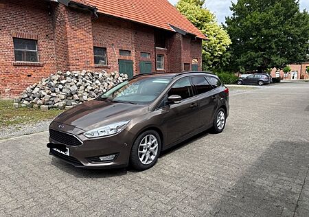 Ford Focus 1,5 TDCi 88kW PowerShift Trend Turnier...