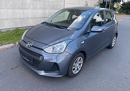 Hyundai i10 Classic*Erst 59000 Km*Navi*Klimaanlage*